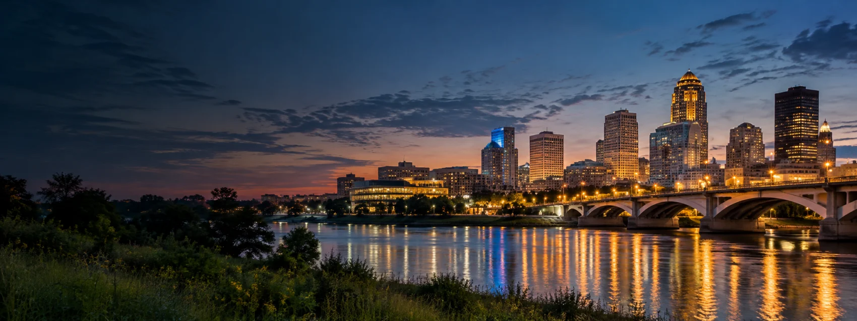 Des Moines skyline lit at dusk